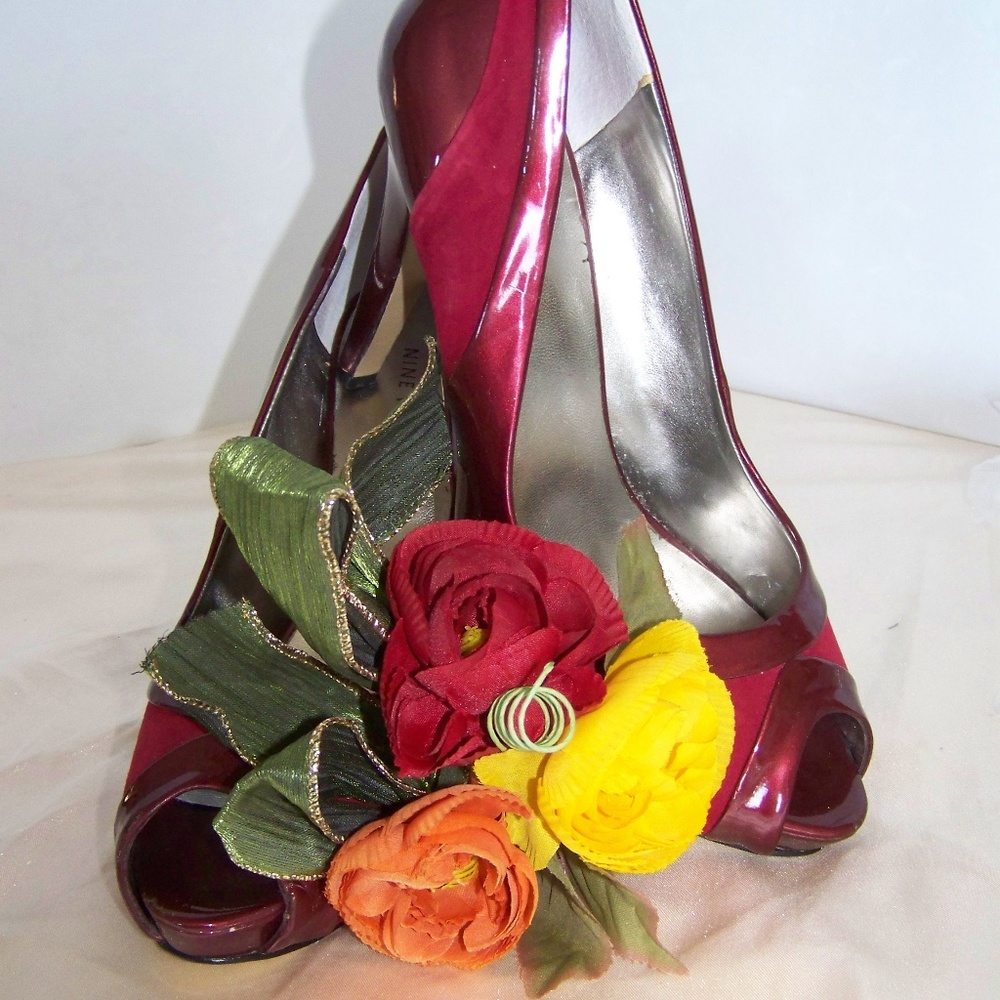 nine west red peep toe heels